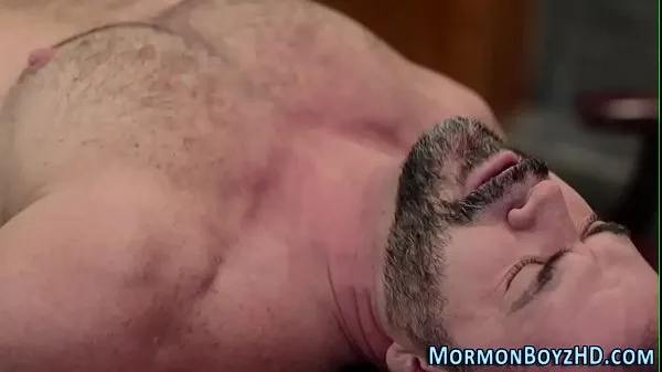 Nouveau Mormon branle un évêquemégaTube