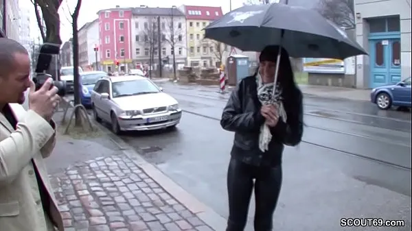 Nytt Teeny is approached on the street and fucked for money megarør