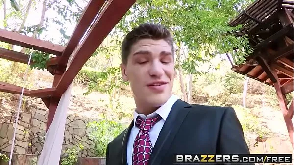 Новый Brazzers - она собирается сквиртовать - Jayden Lee и Bruce Venture - капаетмега-тюб