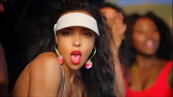 Nuevo Tinashe - Superlove - Video musical oficial con clasificación x -CONTRAVIUS-PMVS megatubo