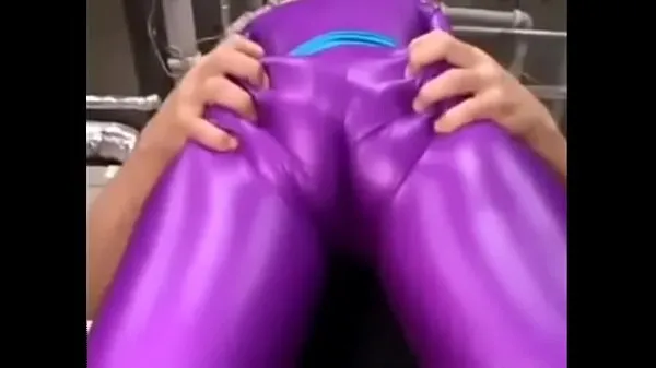 Nuevo Asiático en spandex megatubo