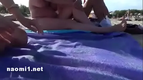 أنبوب public beach cap agde by naomi slut ضخم جديد