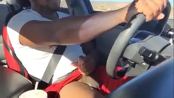 أنبوب strokes his BBC while driving ضخم جديد