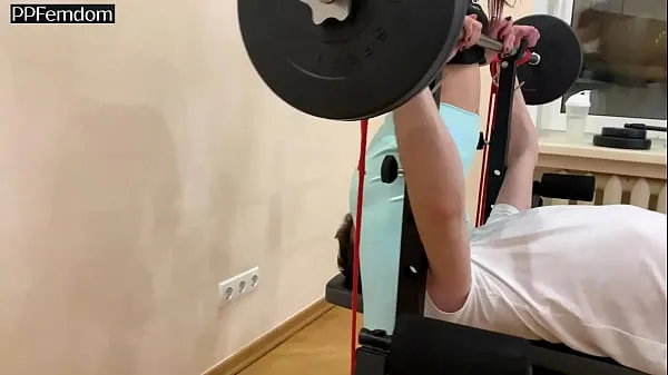 Nyt Red Head Mistress Sofi In Blue Leggings Face Sitting and Ass Worship Femdom In GYM (Preview megarør