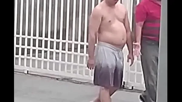 Nytt Chubby walking without underwear on the street megarør