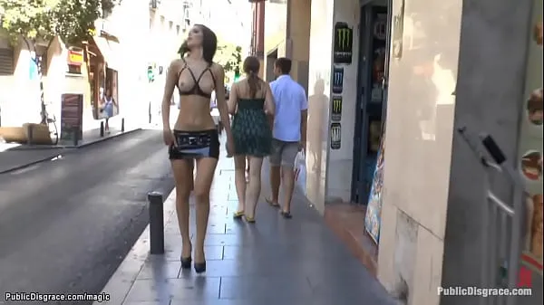 새로운 Bare boobs Latina Carol Vega walking down the streets of Madrid then her bf Omar Galanti rough fucking her in various public places in bondage 메가 튜브
