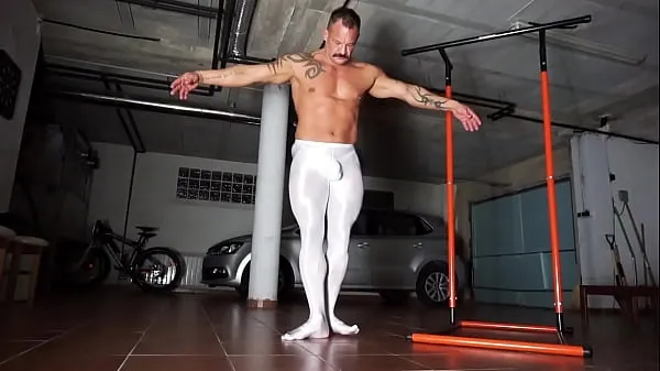 Novo muscle man gets hard in ballet tights mega tubo