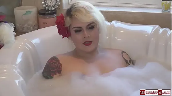 Trans stepmom Isabella Sorrenti anal fucks stepson mega Tube mới