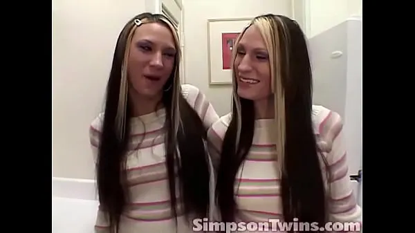 Nová Simpson Twins in kitchen and Fingering mega trubica