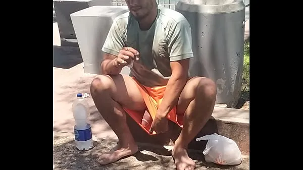 Nuevo Homeless me muestra la pija megatubo