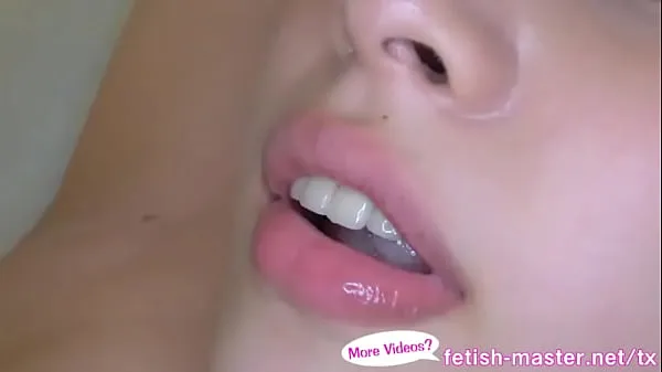 새로운 Japanese Asian Tongue Spit Fetish 메가 튜브